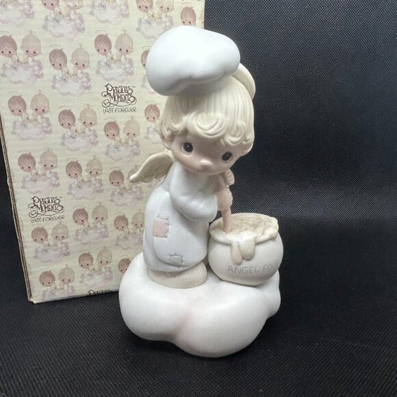 Precious Moments "Taste and See That The Lord is Good" Figurine - Picture 1 of 3